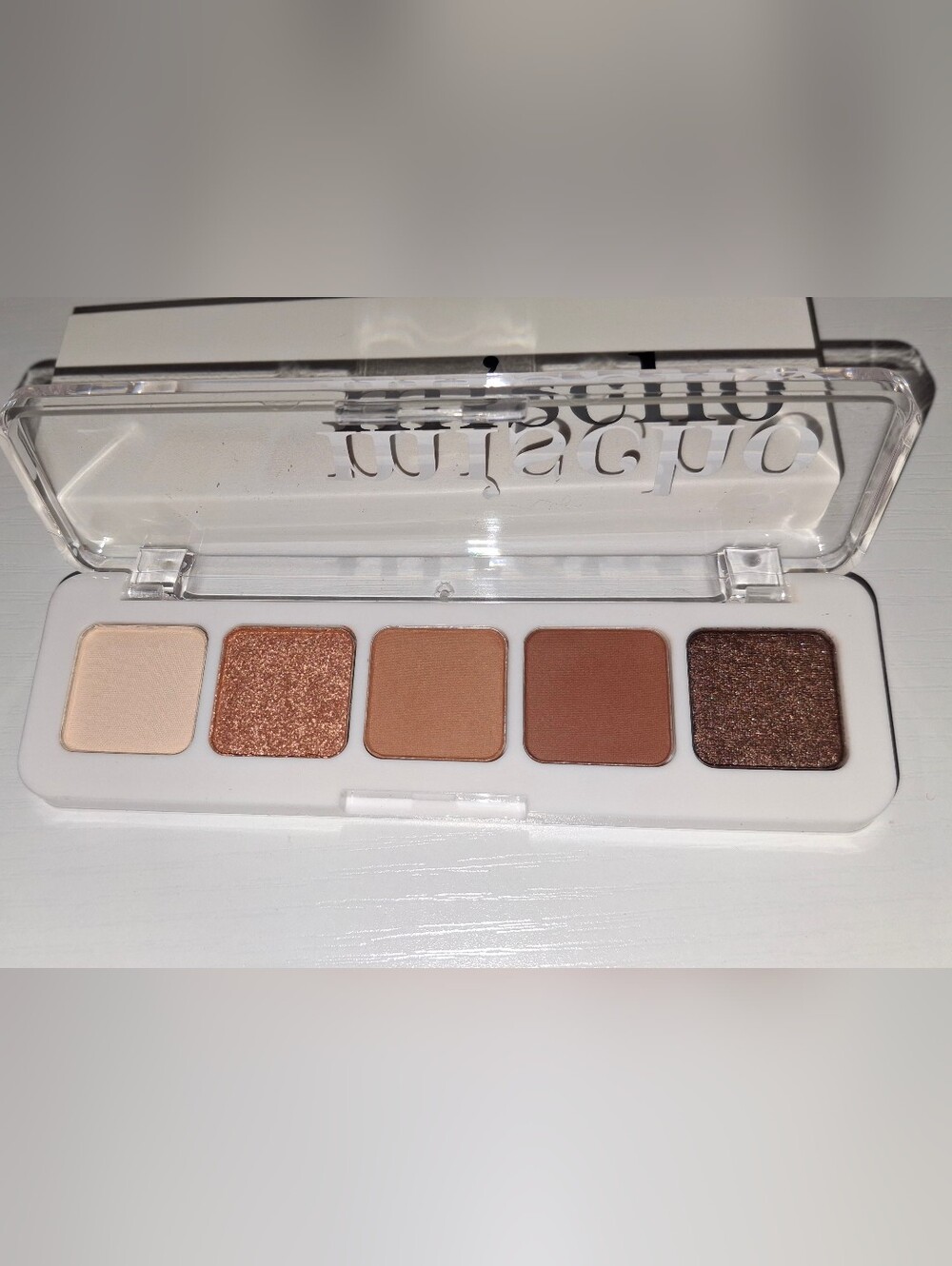 MISCHO Beauty Mini Eyeshadow Palette 02 NIB Neutral Nude Shimmer 4.5g